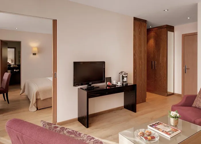 モロサニ シュバイツァーホフ ホテル 4*