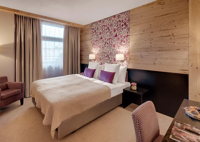 Morosani Schweizerhof Hotel 4*