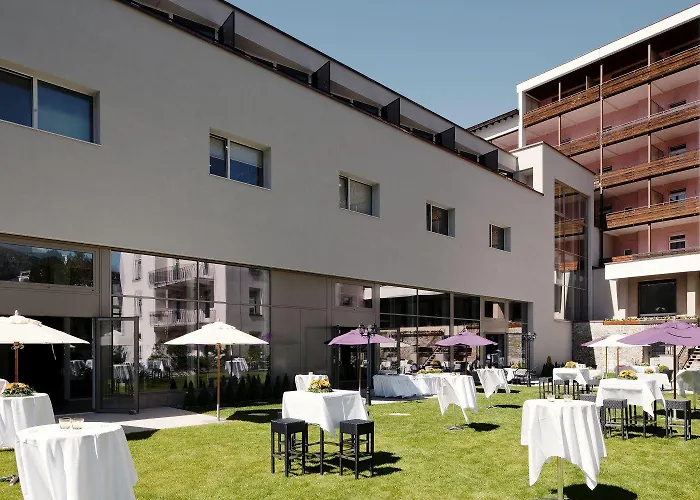 モロサニ シュバイツァーホフ 4* ダヴォス・プラッツ