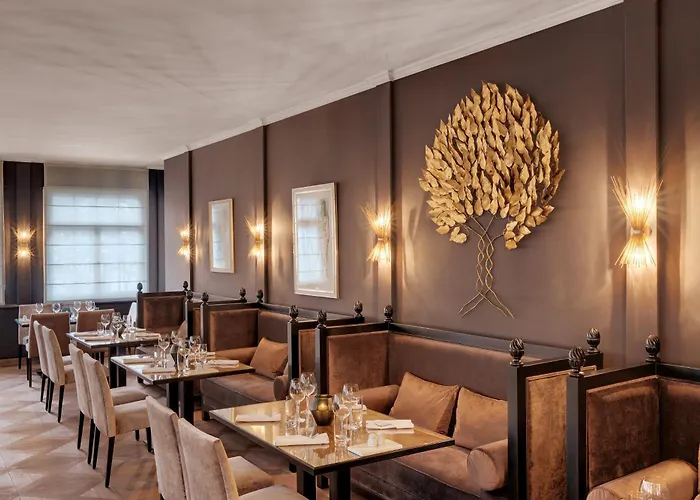 ホテル モロサニ シュバイツァーホフ 4*