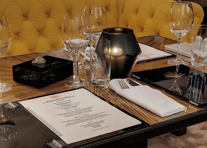 モロサニ シュバイツァーホフ ホテル 4*