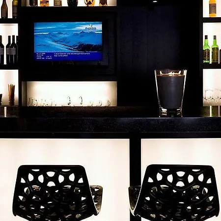 Morosani Schweizerhof Hotel 4*
