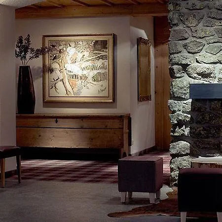 Morosani Schweizerhof Hotel