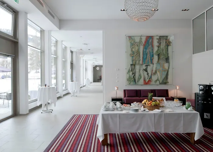 Morosani Schweizerhof Hotel