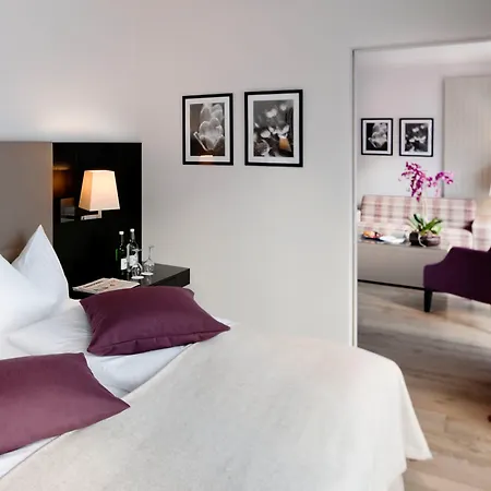 Morosani Schweizerhof Otel 4*