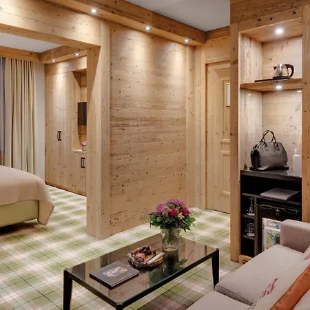 Morosani Schweizerhof Otel