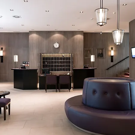 Morosani Schweizerhof Otel 4*