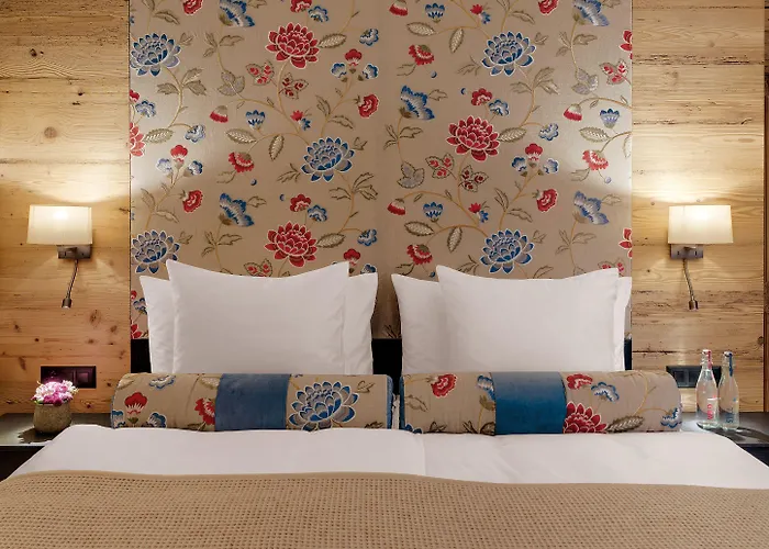 Morosani Schweizerhof Готель 4*