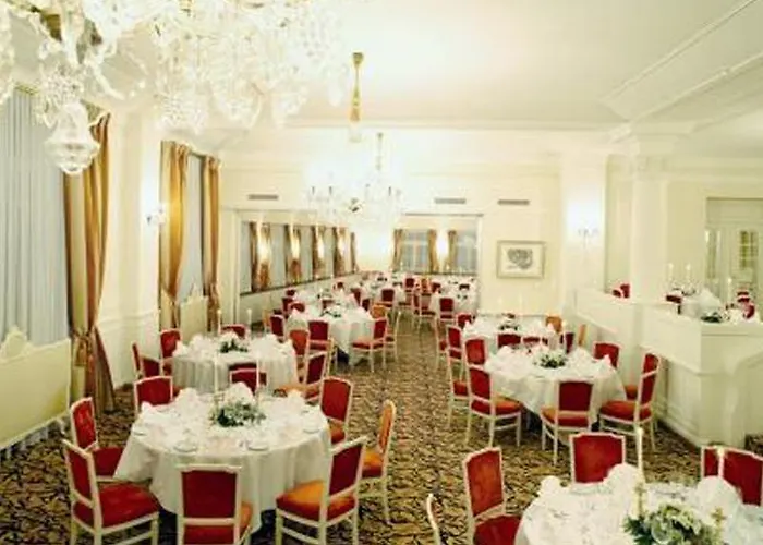 Готель Morosani Schweizerhof Давос